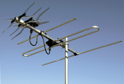 DIGIMATCH DG16 VHF UHF OUTDOOR ANTENNA