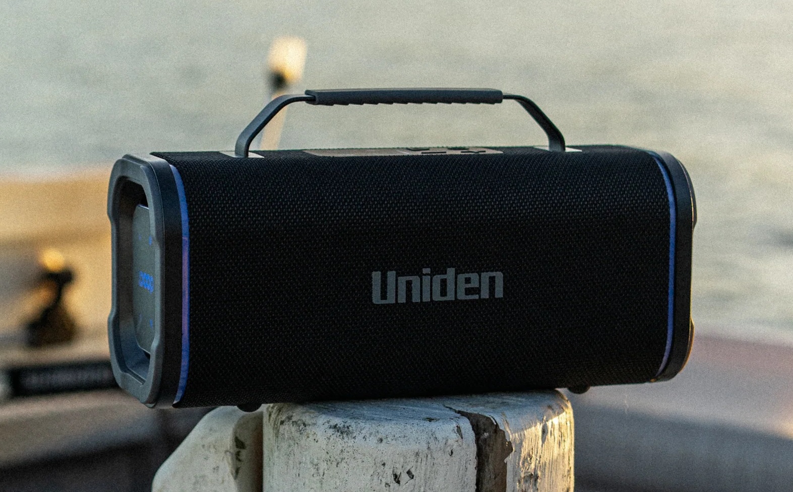 (image for) Uniden Looop Yon 100W Waterproof Speaker And Power Bank