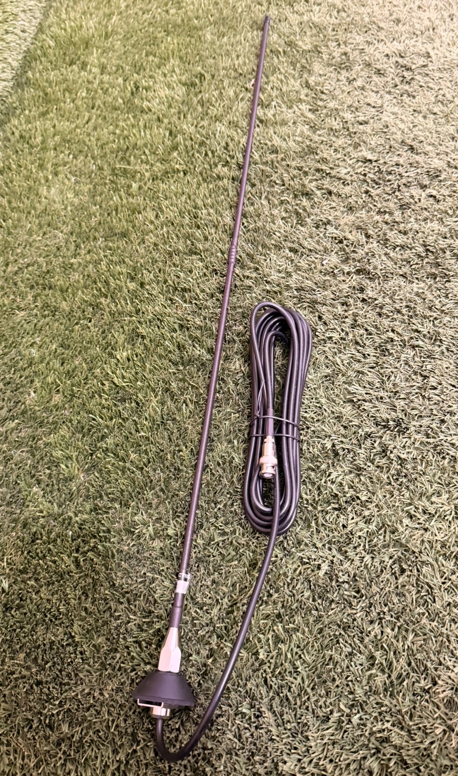 (image for) DIGITAL & ANALOGUE SCANNER ANTENNA FOR UNIDEN SCANNERS